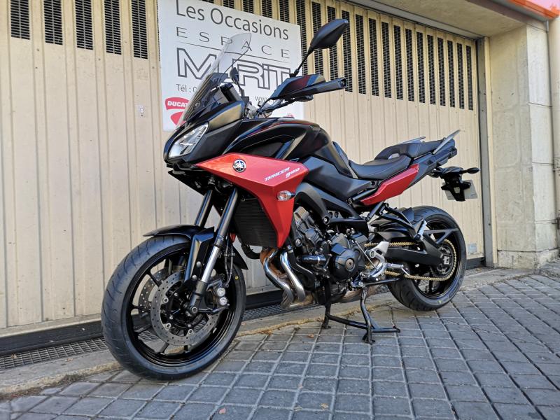 YAMAHA TRACER 9
