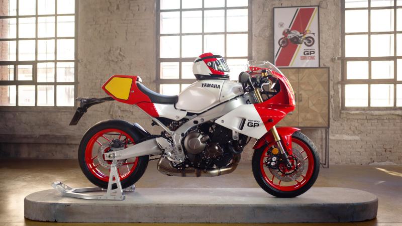YAMAHA XSR 900 GP