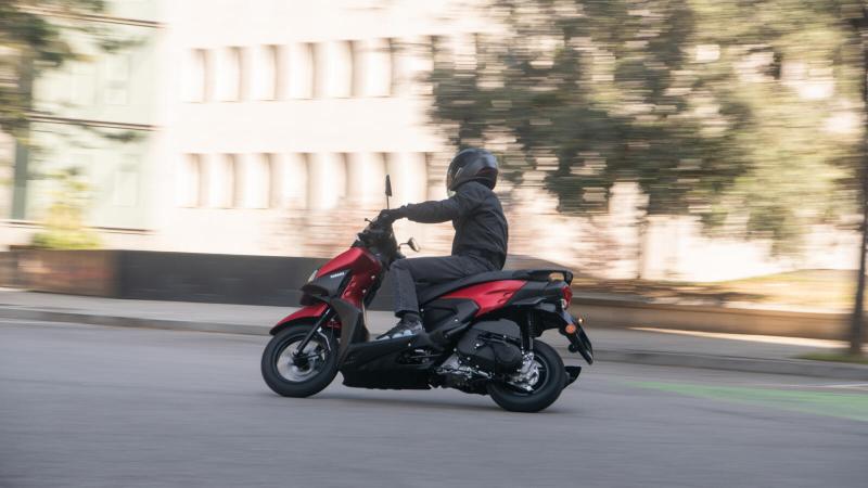 YAMAHA RayZR