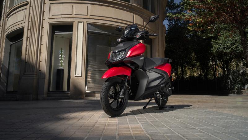 YAMAHA RayZR