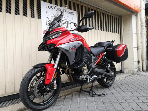 DUCATI MULTISTRADA V4 S TRAVEL RADAR 