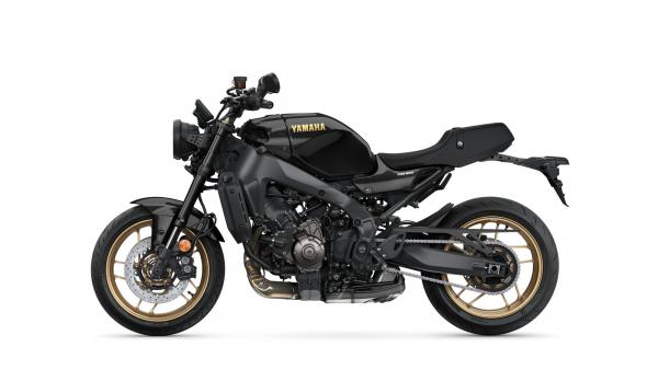 YAMAHA XSR 900