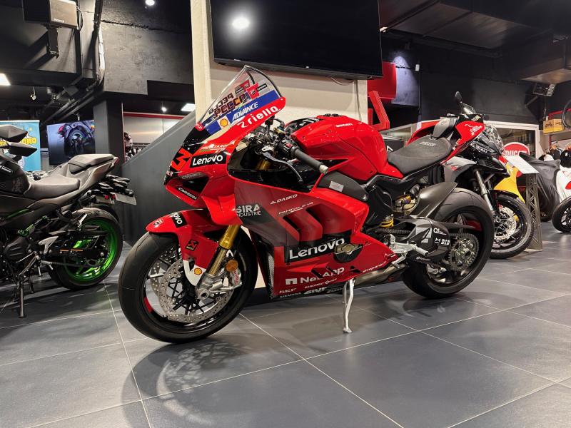DUCATI PANIGALE V4S REPLICA PECCO BAGNAIA