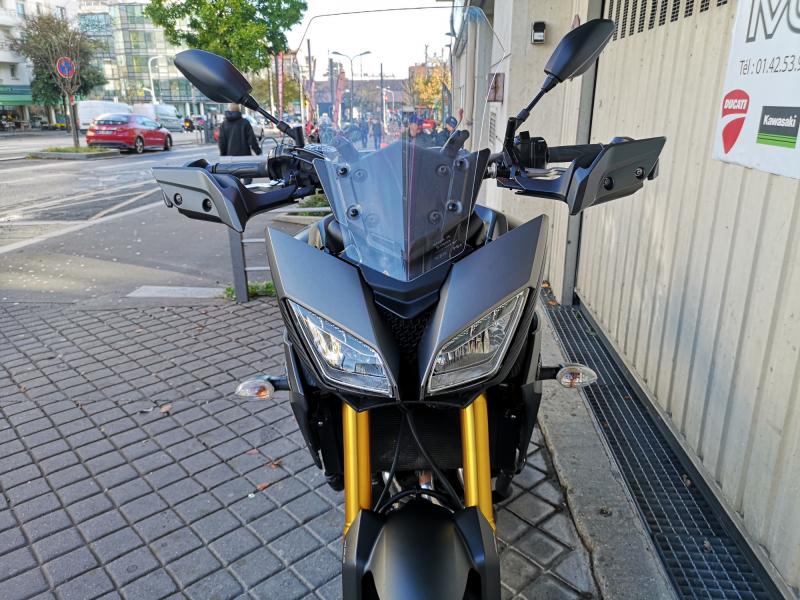 YAMAHA TRACER 900