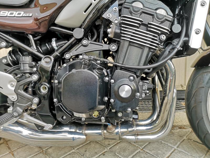 KAWASAKI Z 900 RS 