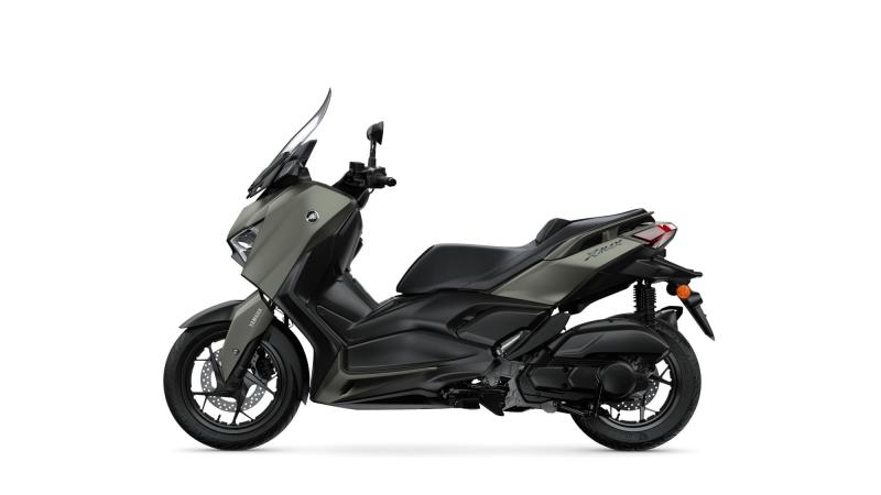 YAMAHA X-MAX 125