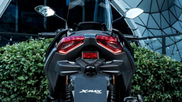 YAMAHA X-MAX 125