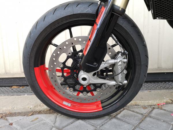 DUCATI HYPERMOTARD 698 RVE