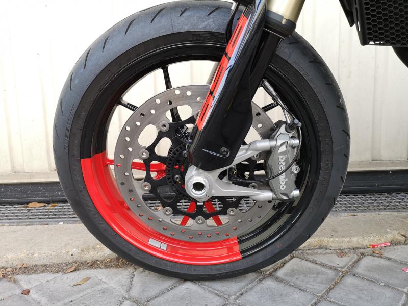DUCATI HYPERMOTARD 698 RVE