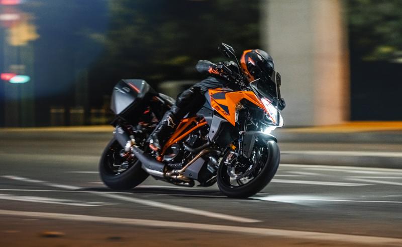 KTM 1290 SUPER DUKE GT