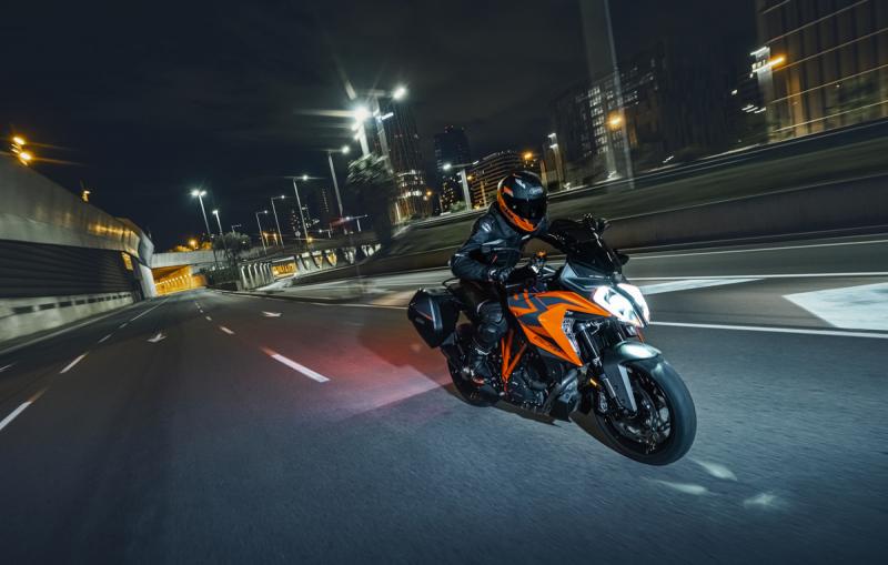 KTM 1290 SUPER DUKE GT