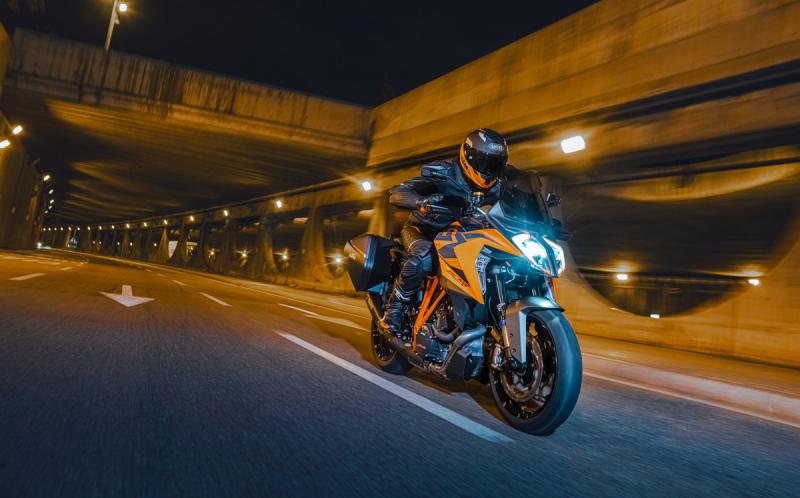 KTM 1290 SUPER DUKE GT