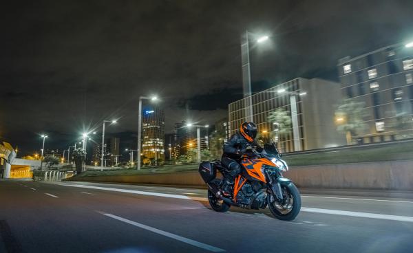 KTM 1290 SUPER DUKE GT
