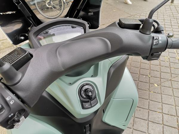 YAMAHA TRICITY 125