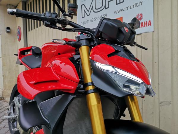 DUCATI STREETFIGHTER V4S 