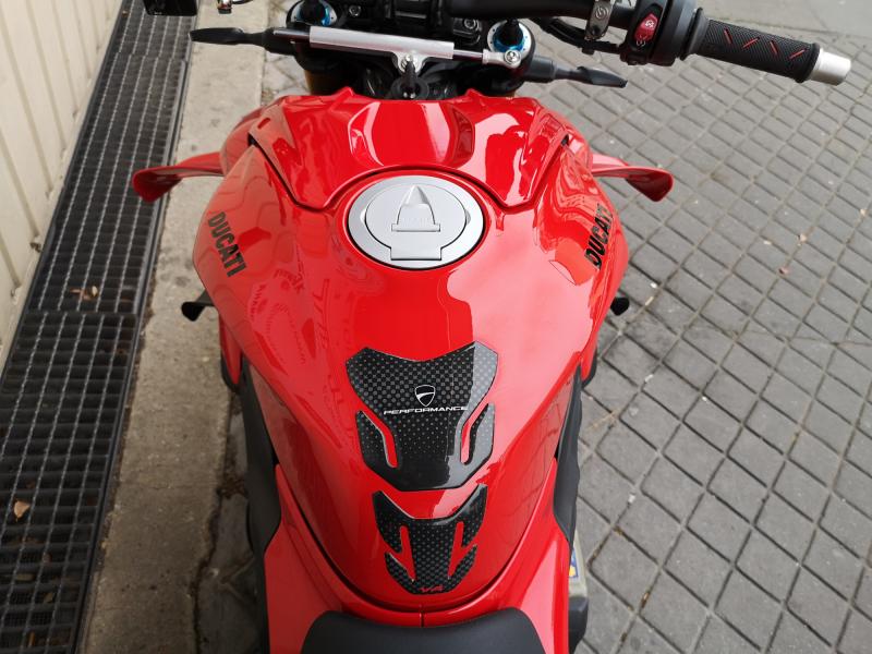 DUCATI STREETFIGHTER V4S 