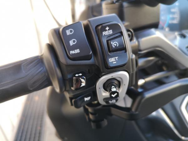 YAMAHA XP T-MAX 560 TECH MAX