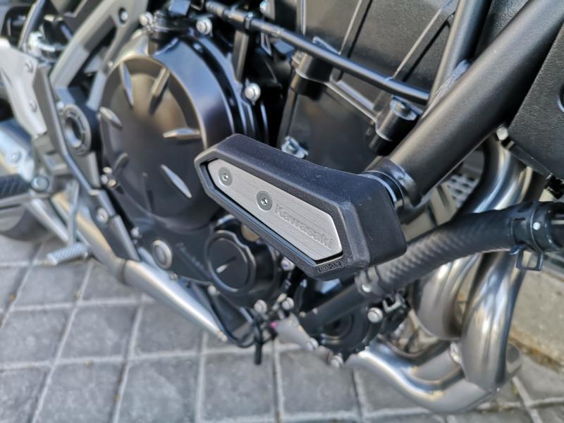 KAWASAKI Z650 