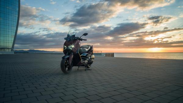 YAMAHA X-MAX 300 TECH MAX