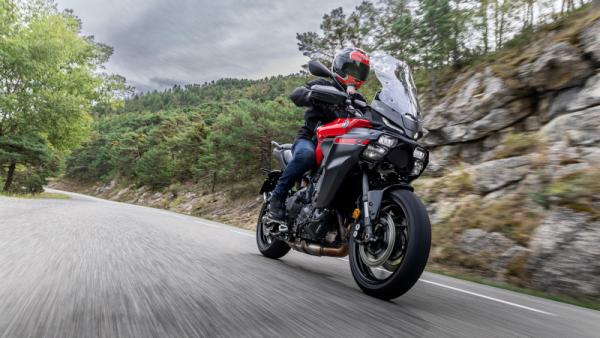 YAMAHA TRACER 9 Y-AMT 2025