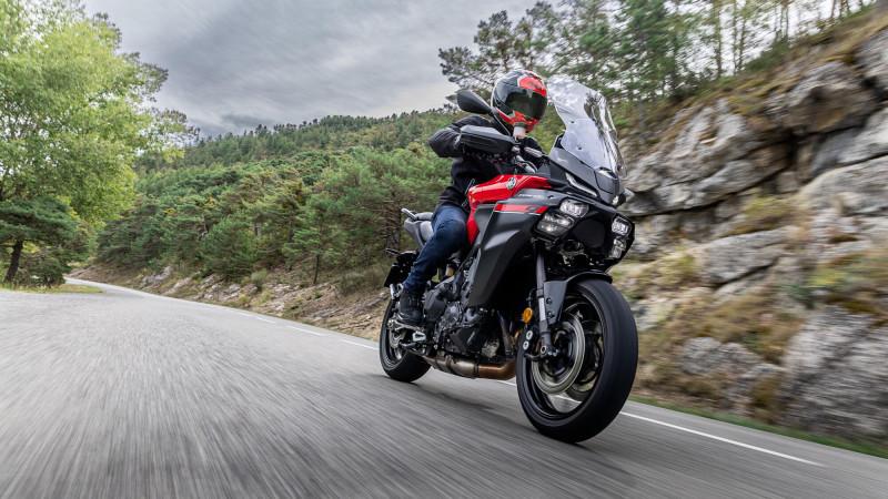 YAMAHA TRACER 9 Y-AMT 2025