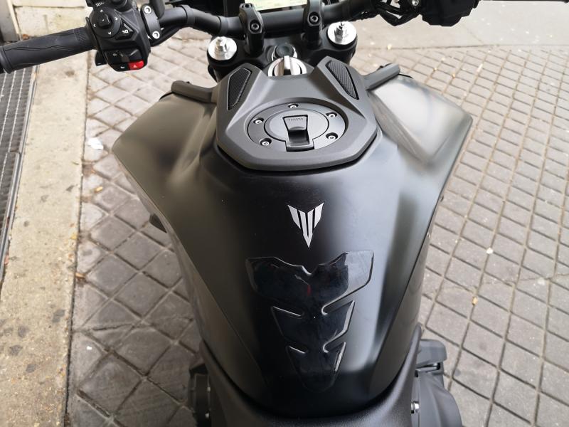 YAMAHA MT-09  Y-AMT