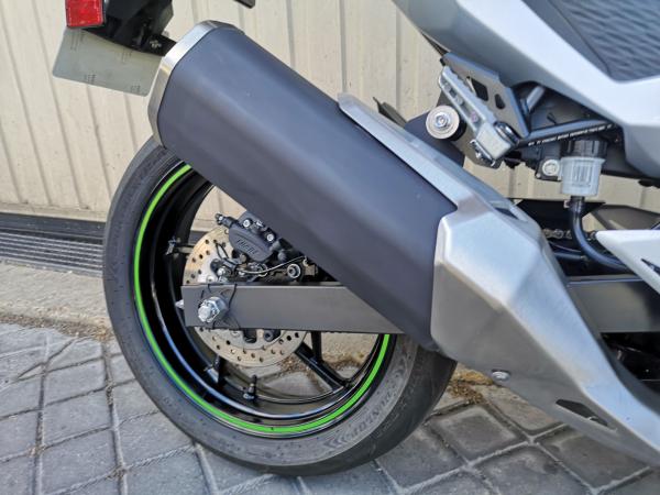 KAWASAKI Ninja 7 Hybrid