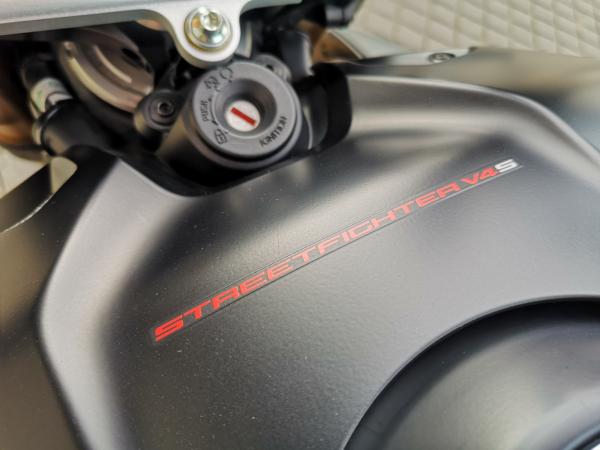 DUCATI STREETFIGHTER V4S 