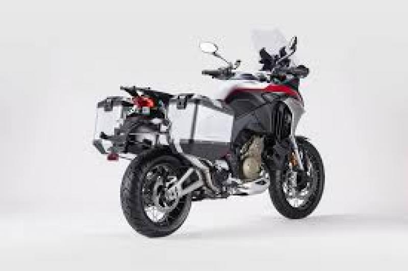 DUCATI MULTISTRADA V4 RALLY TRAVEL