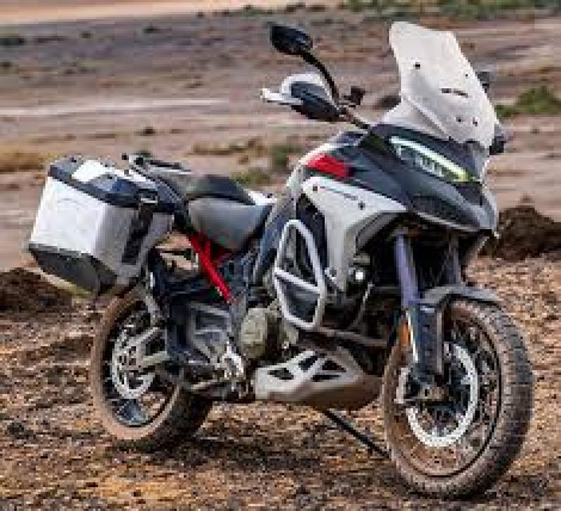 DUCATI MULTISTRADA V4 RALLY TRAVEL