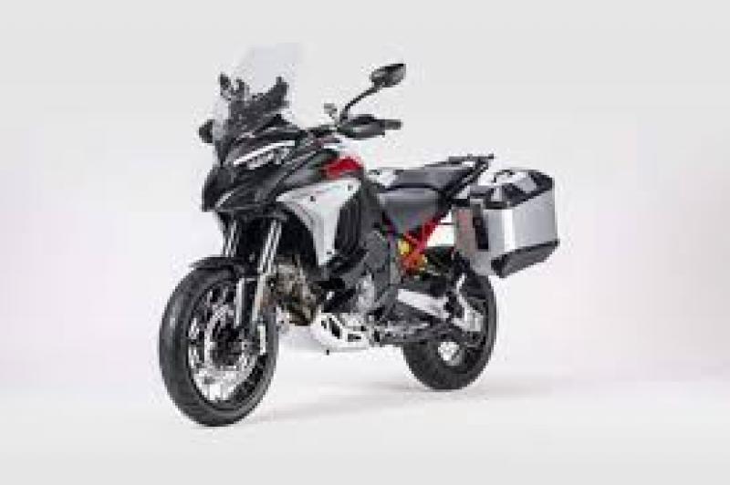 DUCATI MULTISTRADA V4 RALLY TRAVEL