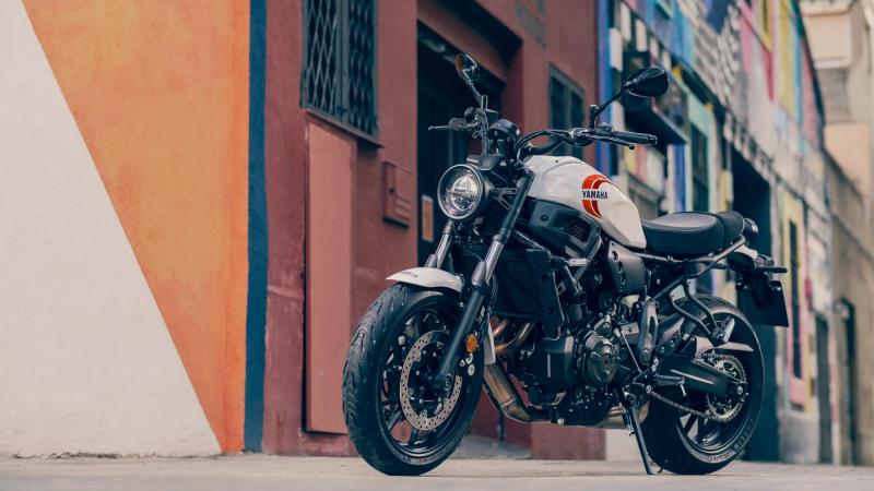 YAMAHA XSR 700