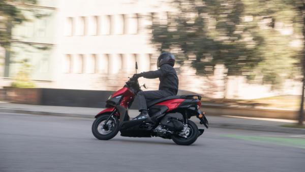 YAMAHA RayZR