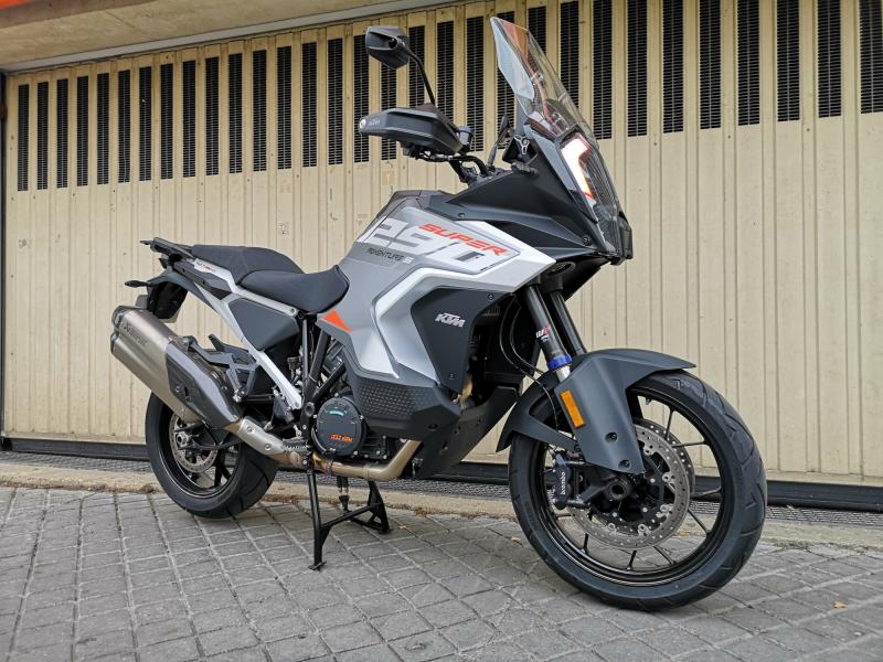 KTM 1290 SUPER ADVENTURE S TECH PACK 
