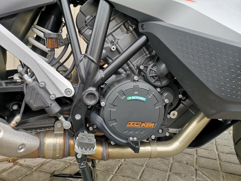 KTM 1290 SUPER ADVENTURE S TECH PACK 