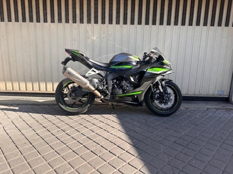 KAWASAKI ZX-6R 636
