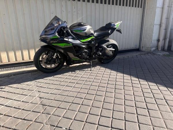 KAWASAKI ZX-6R 636