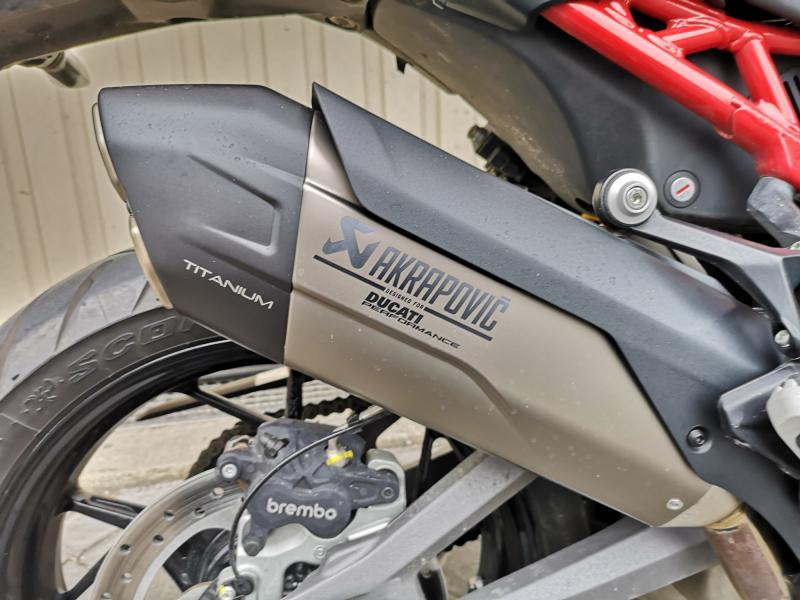 DUCATI MULTISTRADA V4 S RADAR AKRAPOVIC 