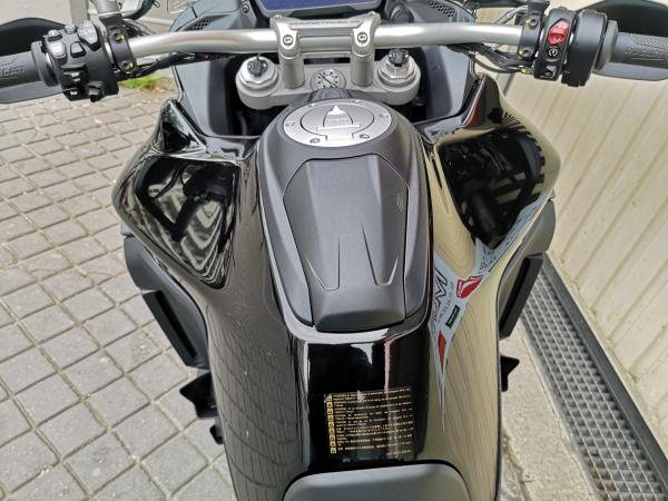 DUCATI MULTISTRADA V4 S RADAR AKRAPOVIC 