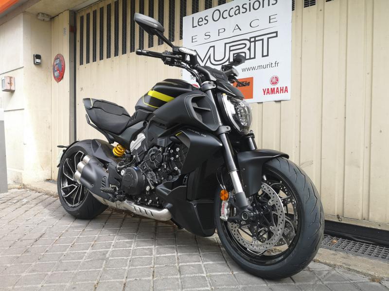 DUCATI DIAVEL V4 