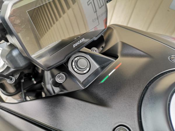 DUCATI DIAVEL V4 