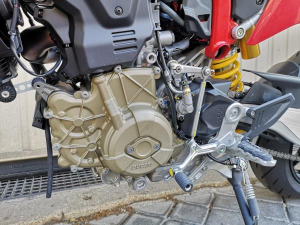 DUCATI HYPERMOTARD 698 