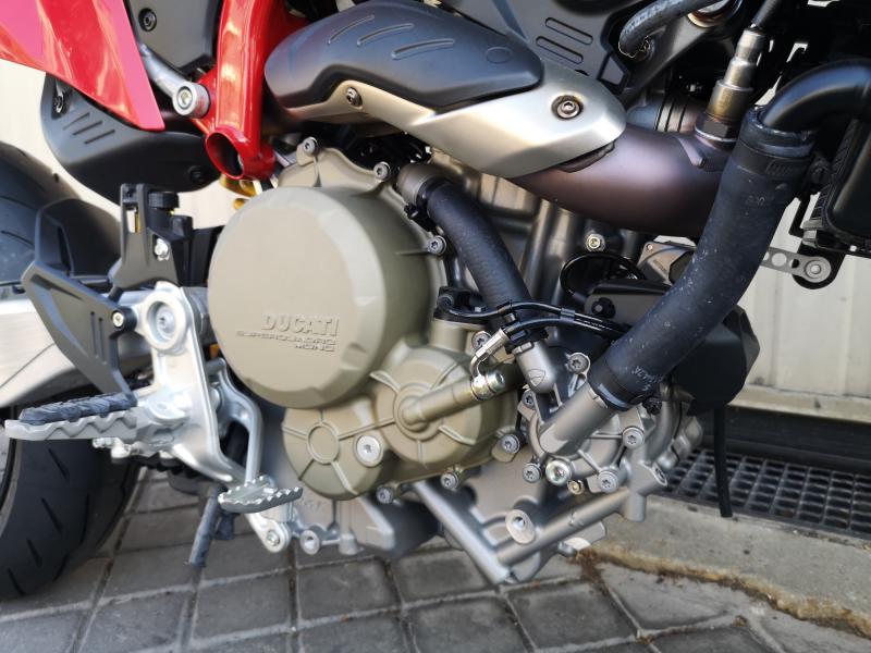 DUCATI HYPERMOTARD 698 