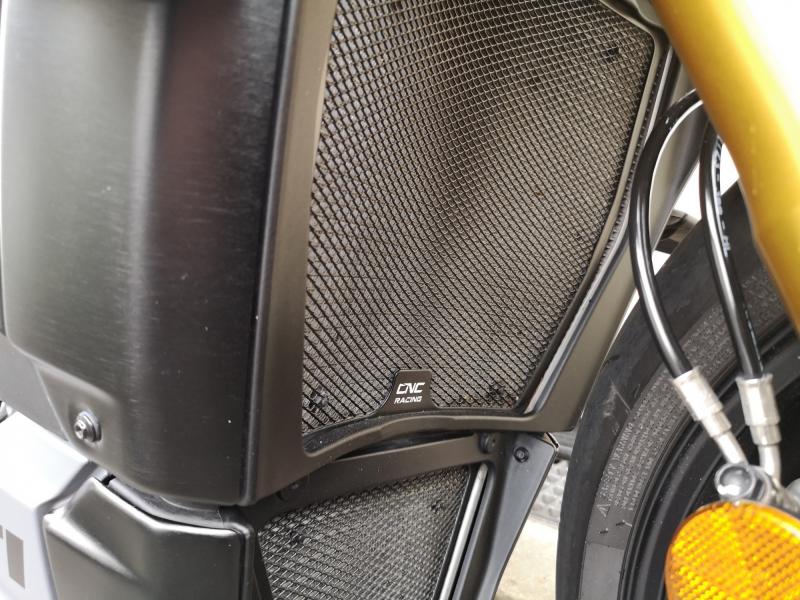 DUCATI STREETFIGHTER V4S