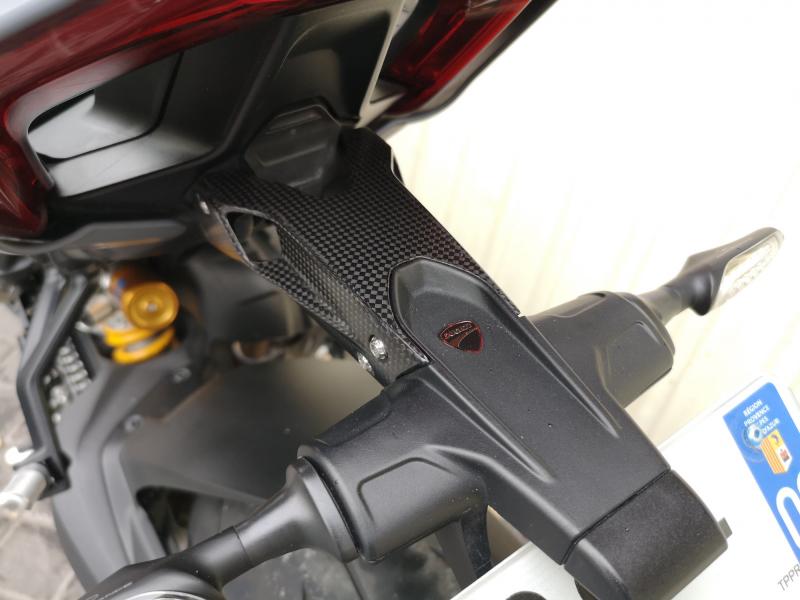 DUCATI STREETFIGHTER V4S