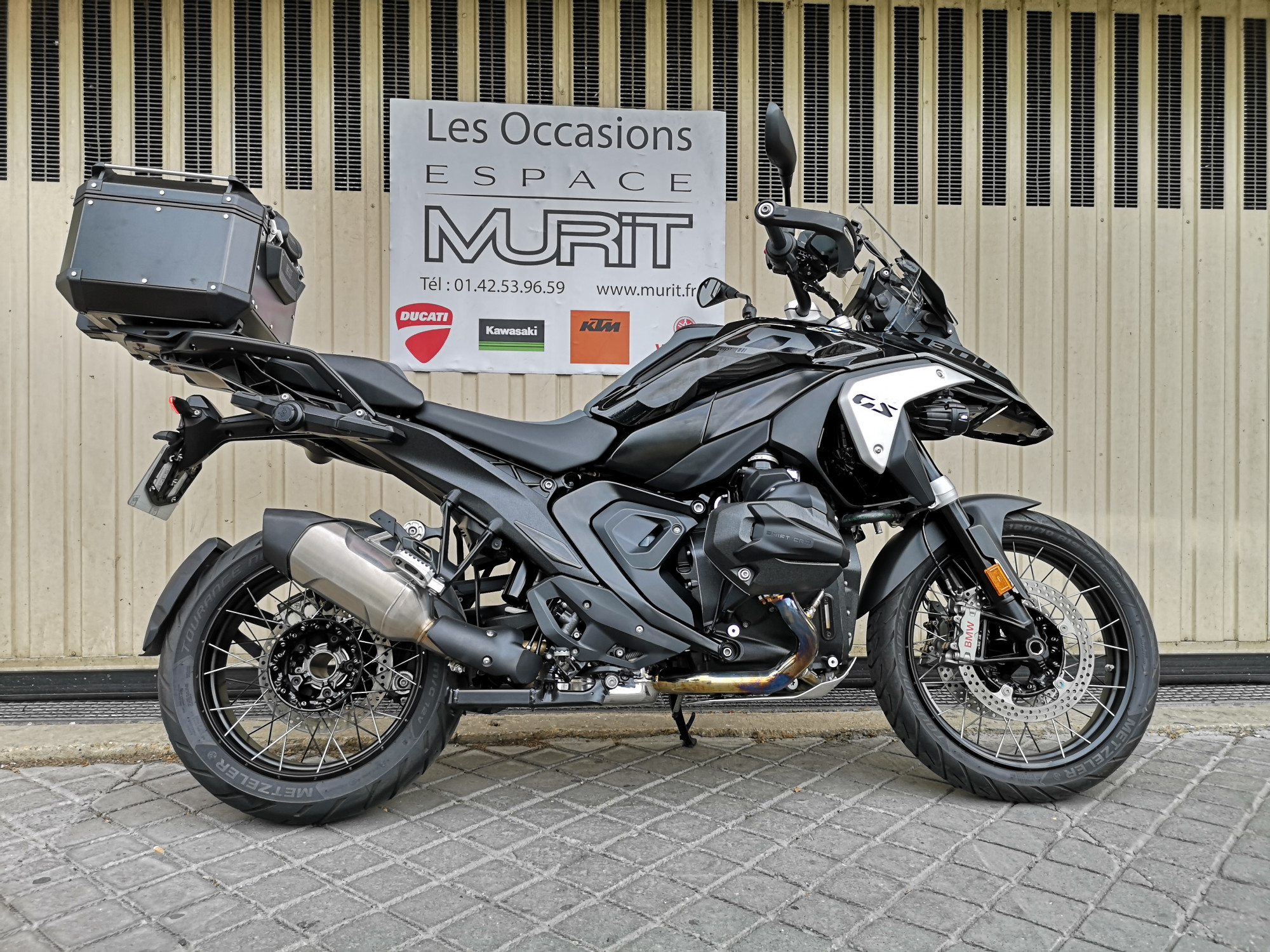BMW R1300 GS TRIPLE BLACK CORRECTEUR D ASSIETTE 