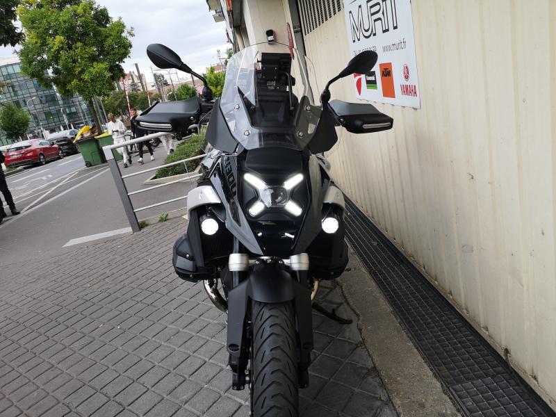 BMW R1300GS TRIPLE BLACK CORRECTEUR D ASSIETTE 